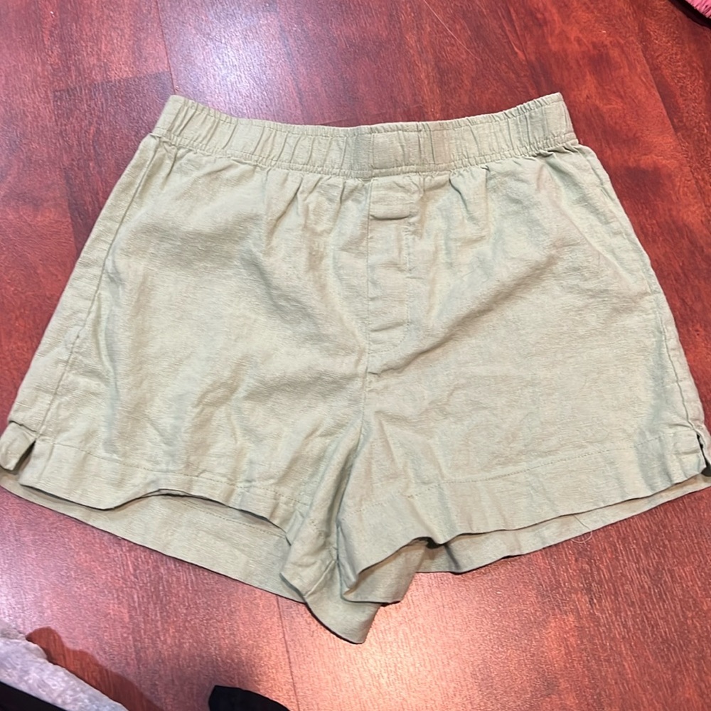 size small green L.A. Hearts linen high waisted shorts - Picture 1 of 3